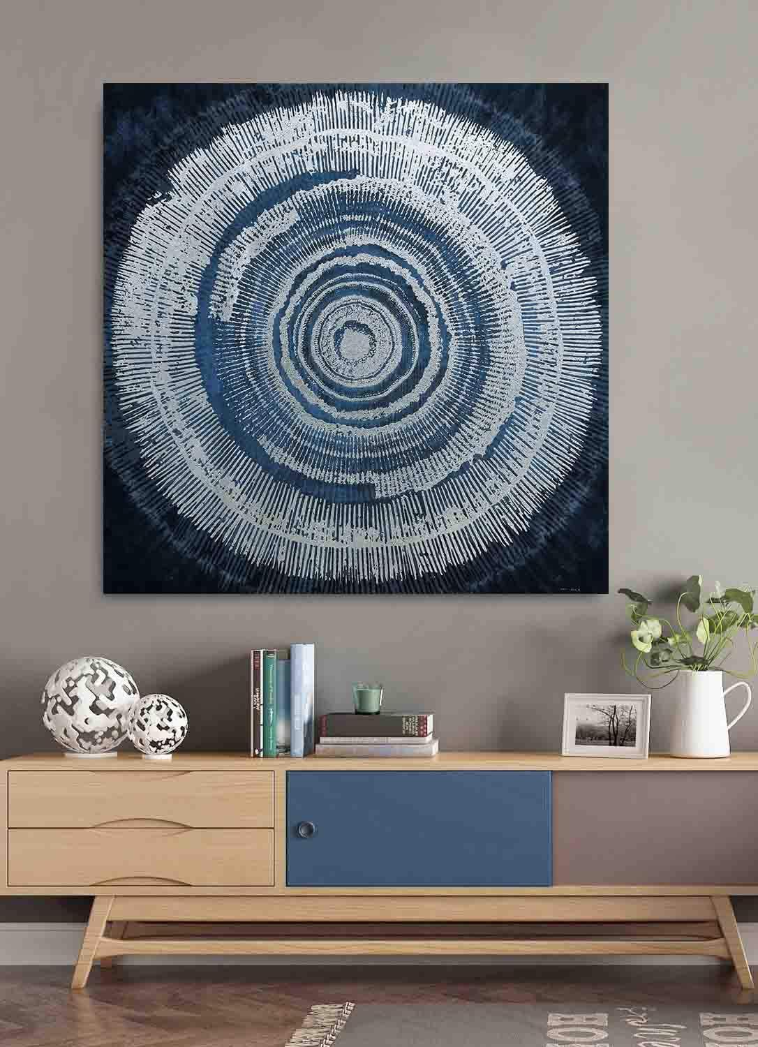 Cuadro decorativo con pintura abatracta con diseño geométrico, color azul índigo con lamina metálica de oro. FoxArt