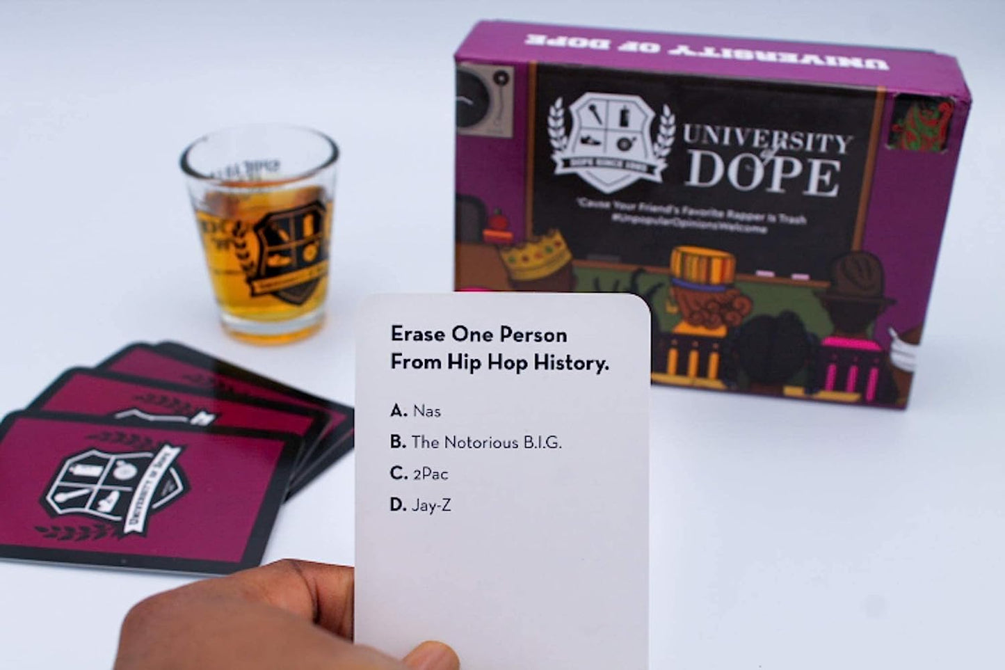 University of Dope  - Un juego de fiesta irrespetuoso para los amantes del hip hop.