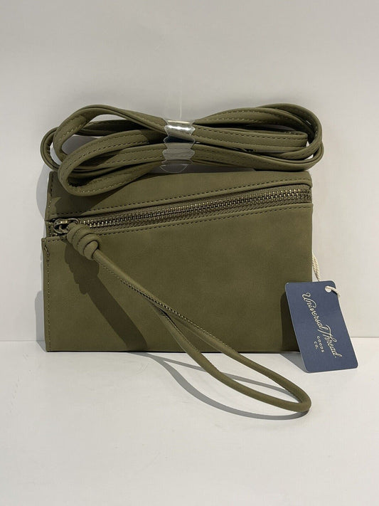 Cartera color verde musgo-Marca Universal Thread